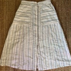 Midi skirt! Super cute!